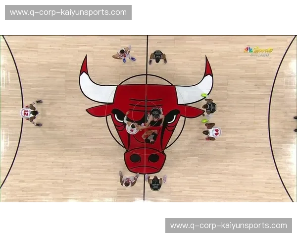 极简美学与红色狂想的巅峰对峙：当公牛遇见马刺，一场关于图腾与传承的史诗对谈